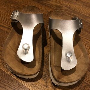 Women’s, like new, silver, sandal. Size 37